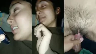 Chudai Video An eager guy s her pussy as his Hindi boyfriend is on call.