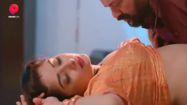 Threesome Punjabi sex with Kaira Shehgal